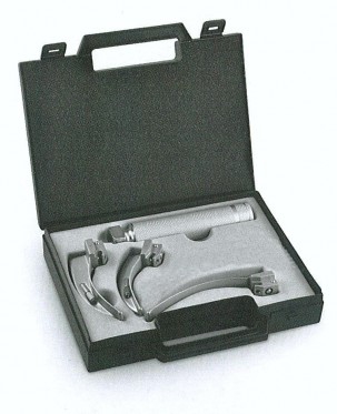Laryngoscope Mc Intosh lumière normale. 3 lames enfant